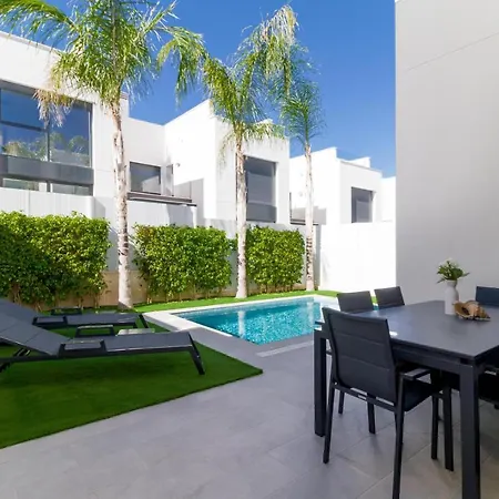 High Tech Navia Spanien