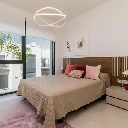 High Tech Navia Spanien Orihuela