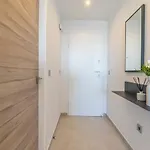 High Tech Navia Spanien Apartmán *